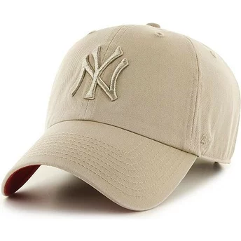 47 Brand Curved Brim Beige Logo New York Yankees MLB Clean Up Beige Cap