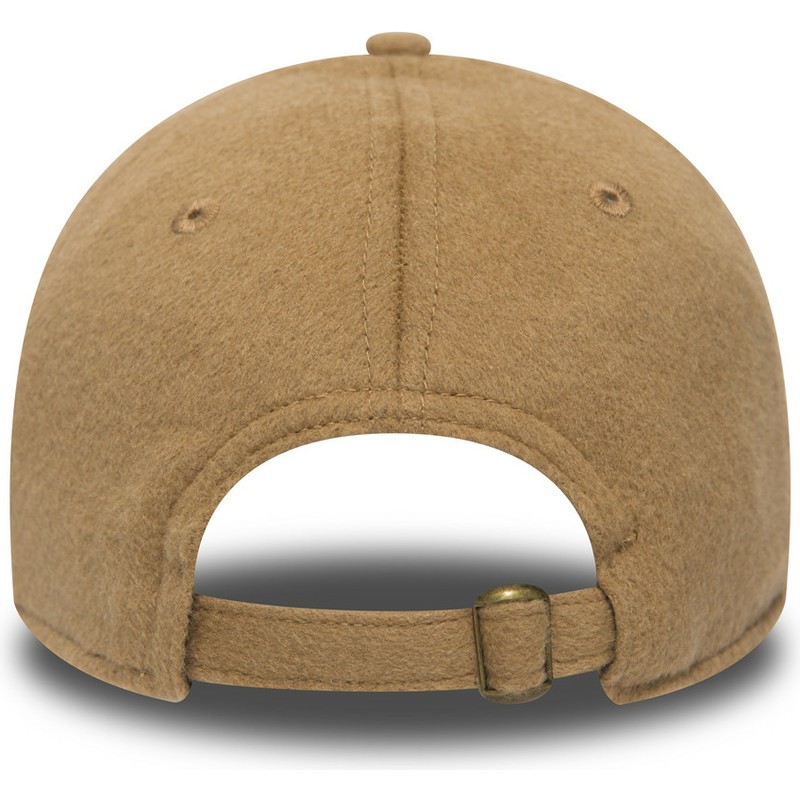 new-era-curved-brim-9forty-camel-hair-brown-adjustable-cap