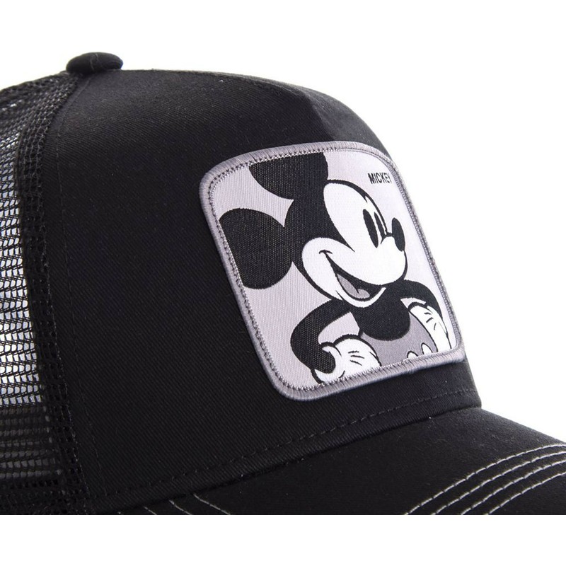 capslab-mickey-mouse-mic5-disney-black-trucker-hat
