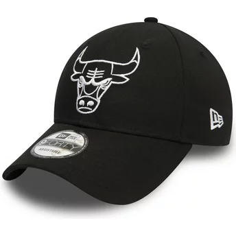 New Era Curved Brim White Logo 9FORTY League Essential Chicago Bulls NBA Black Adjustable Cap