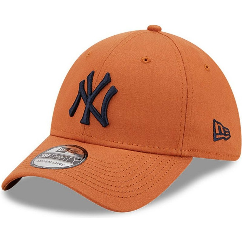 new-era-curved-brim-39thirty-league-essential-new-york-yankees-mlb-brown-fitted-cap