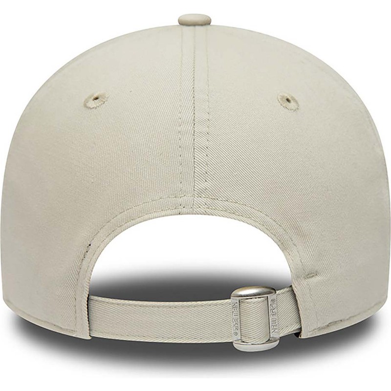 new-era-curved-brim-valentino-rossi-vr46-9forty-essential-motogp-beige-adjustable-cap