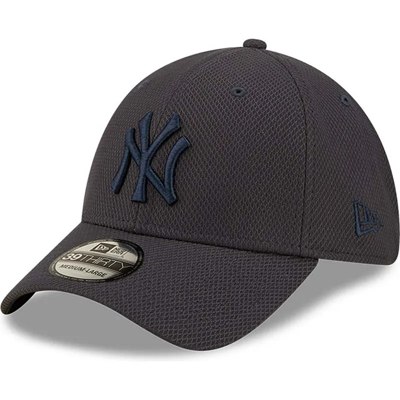 Caphunters New Era Curved Brim Navy Blue Logo 39THIRTY Diamond Era New York Yankees MLB Navy Blue Fitted Cap Caphunters.ie