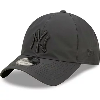 New Era Curved Brim 9TWENTY Gore-Tex New York Yankees MLB Black Adjustable Cap