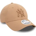 new-era-curved-brim-women-9forty-league-essential-new-york-yankees-mlb-beige-adjustable-cap-with-beige-logo