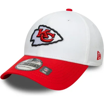 New Era Curved Brim 39THIRTY Team Logo Kansas City Chiefs NFL White and Red Fitted Cap