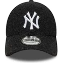 new-era-curved-brim-9forty-melton-wool-new-york-yankees-mlb-black-snapback-cap