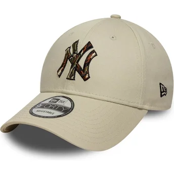 New Era Curved Brim 9FORTY Camo Infill New York Yankees MLB Beige Adjustable Cap