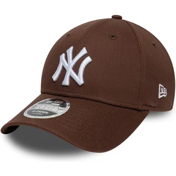 New Era Curved Brim 9FORTY M-Crown New York Yankees MLB Brown Snapback Cap