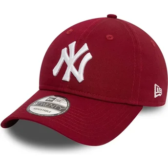 New Era Curved Brim 9TWENTY League Essential New York Yankees MLB Dark Red Adjustable Cap