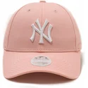 new-era-curved-brim-9forty-league-essential-new-york-yankees-mlb-pink-adjustable-cap