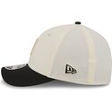 new-era-curved-brim-9forty-m-crown-training-pack-2026-las-vegas-raiders-nfl-beige-and-black-snapback-cap