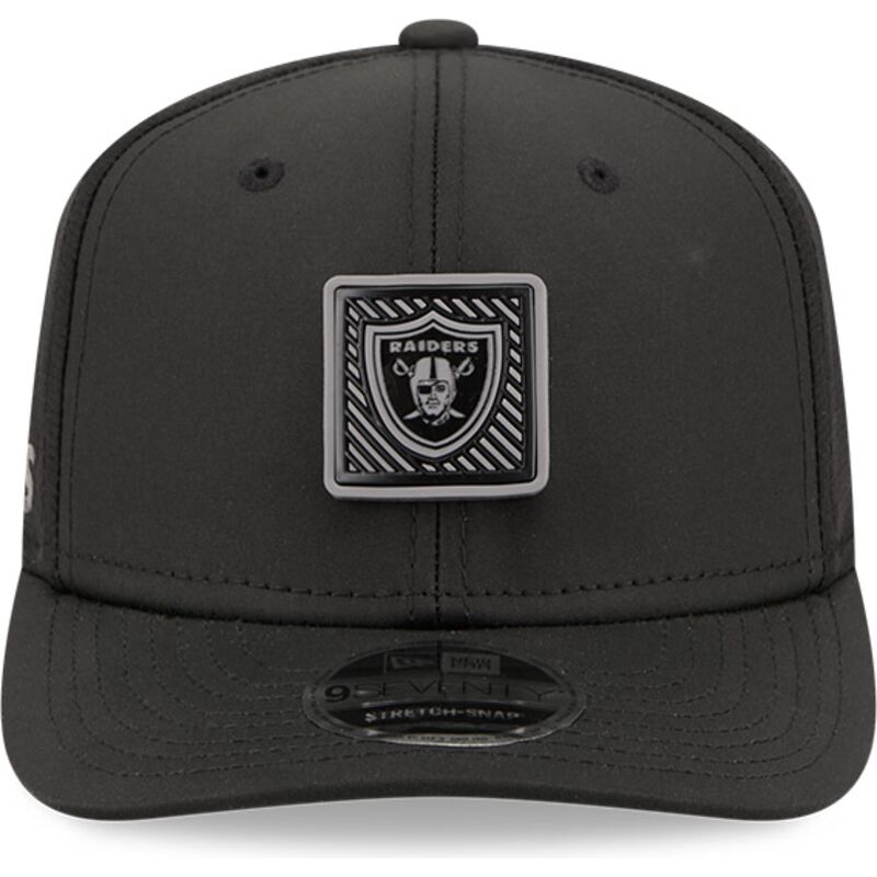 new-era-curved-brim-9seventy-stretch-snap-training-pack-2026-las-vegas-raiders-nfl-black-snapback-cap
