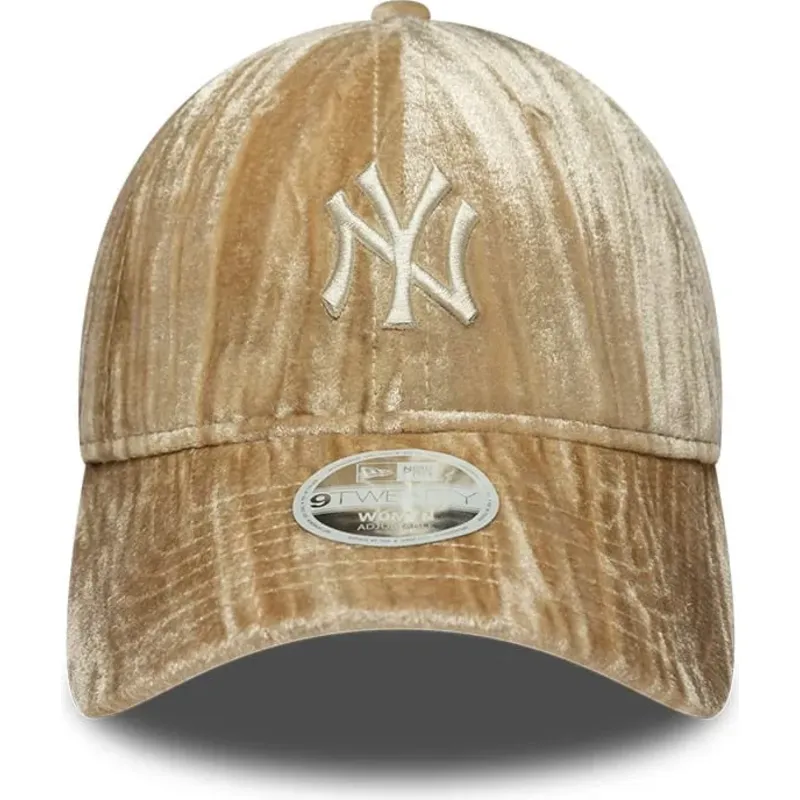 new-era-curved-brim-women-9twenty-velour-new-york-yankees-mlb-beige-adjustable-cap-with-beige-logo new-era-curved-brim-women-9twenty-velour-new-york-yankees-mlb-beige-adjustable-cap-with-beige-logo