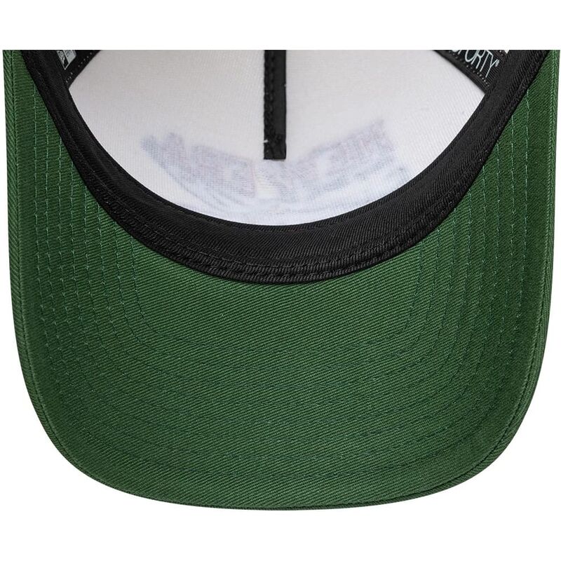 new-era-9forty-m-crown-a-frame-graphic-green-and-beige-trucker-hat