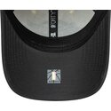 new-era-curved-brim-9forty-colour-block-los-angeles-lakers-nba-beige-and-black-adjustable-cap
