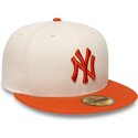 new-era-flat-brim-orange-logo-59fifty-league-essential-new-york-yankees-mlb-beige-and-orange-fitted-cap