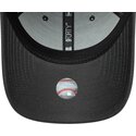 new-era-curved-brim-9forty-metallic-outline-new-york-yankees-mlb-grey-adjustable-cap