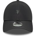 new-era-curved-brim-black-logo-9forty-metal-manchester-united-football-club-premier-league-dark-grey-adjustable-cap