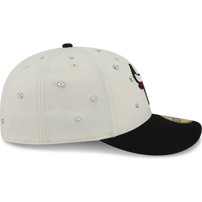 new-era-curved-brim-59fifty-beads-na-lifestyle-f1-chicago-bulls-nba-beige-and-black-fitted-cap