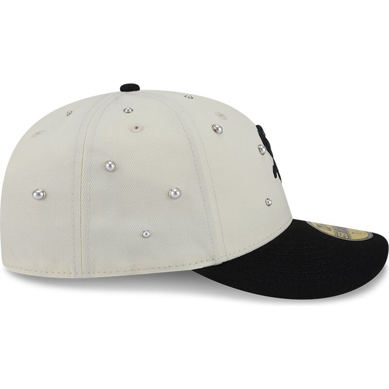 new-era-curved-brim-59fifty-beads-na-lifestyle-f1-chicago-white-sox-mlb-beige-and-black-fitted-cap