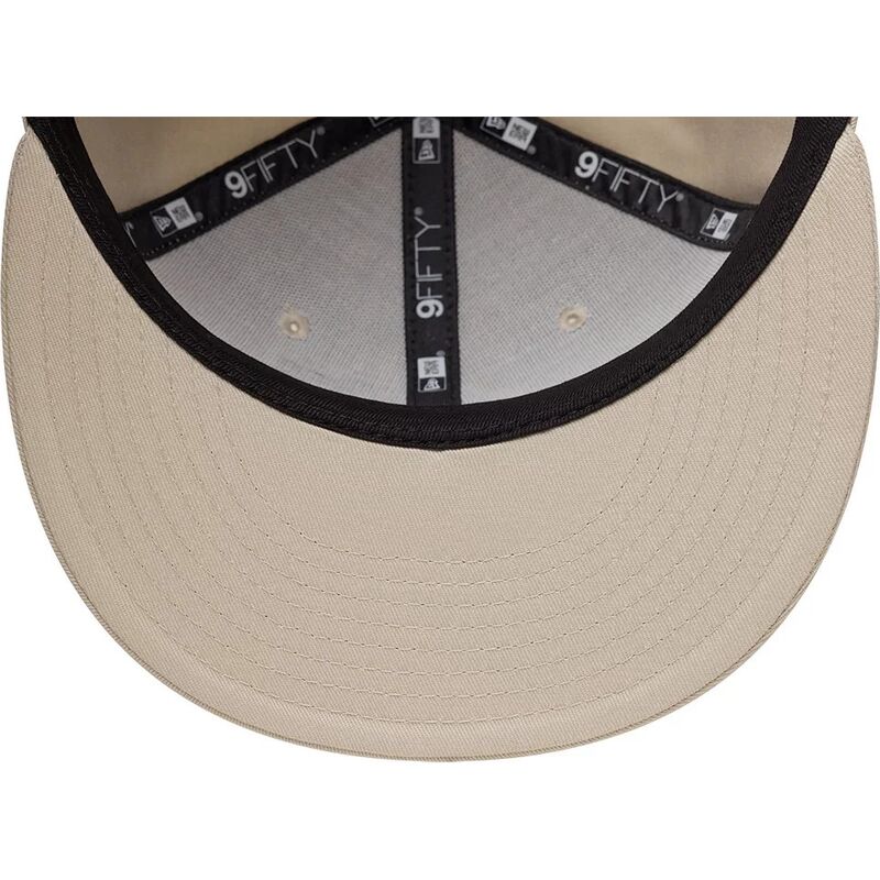 new-era-flat-brim-bear-9fifty-outdoor-icon-new-york-yankees-mlb-beige-snapback-cap