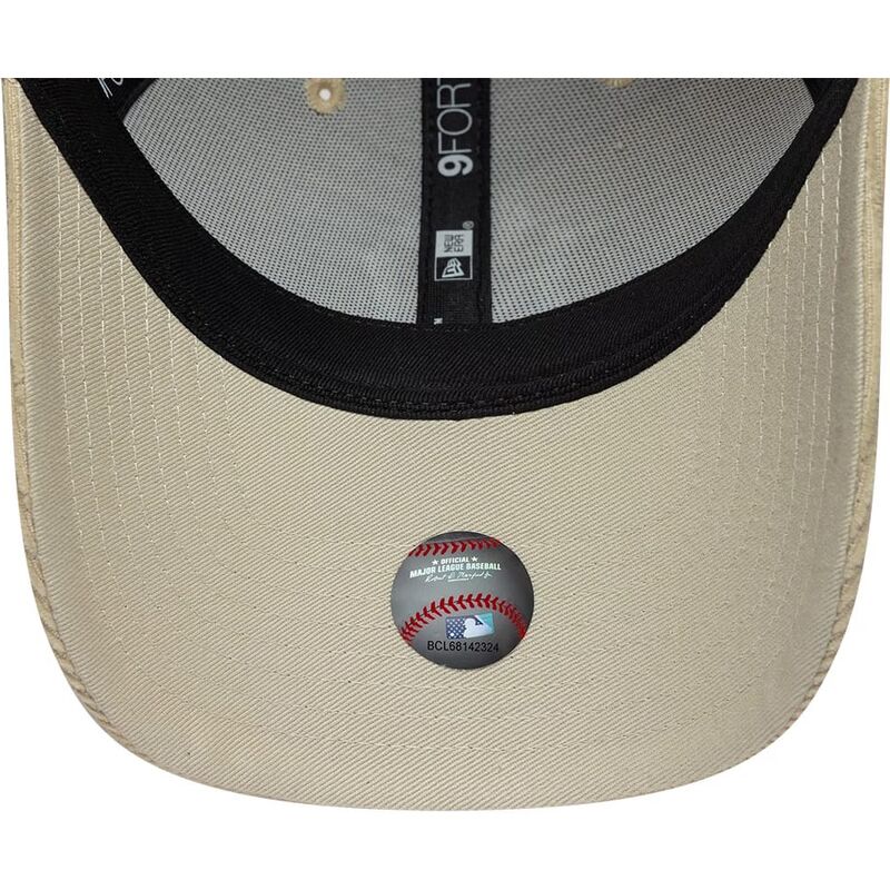 new-era-curved-brim-9forty-entry-cord-new-york-yankees-mlb-beige-snapback-cap