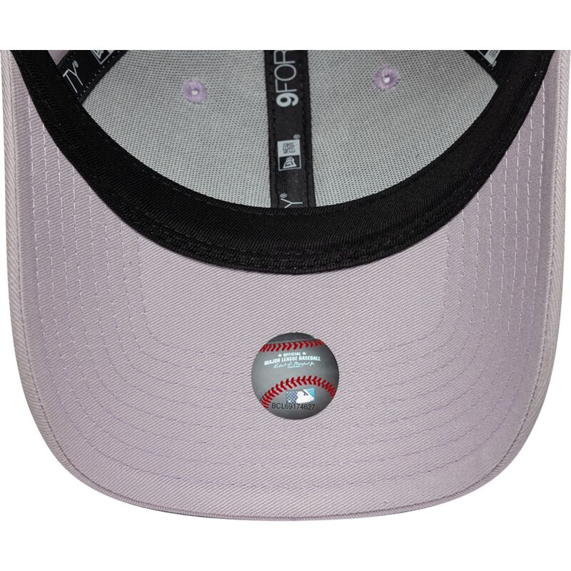 new-era-curved-brim-women-9forty-league-essential-los-angeles-dodgers-mlb-light-purple-adjustable-cap