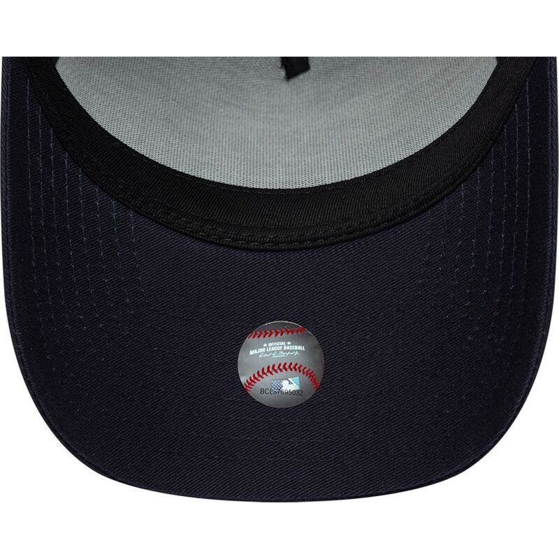 new-era-curved-brim-red-logo-e-frame-team-outline-new-york-yankees-mlb-navy-blue-snapback-cap