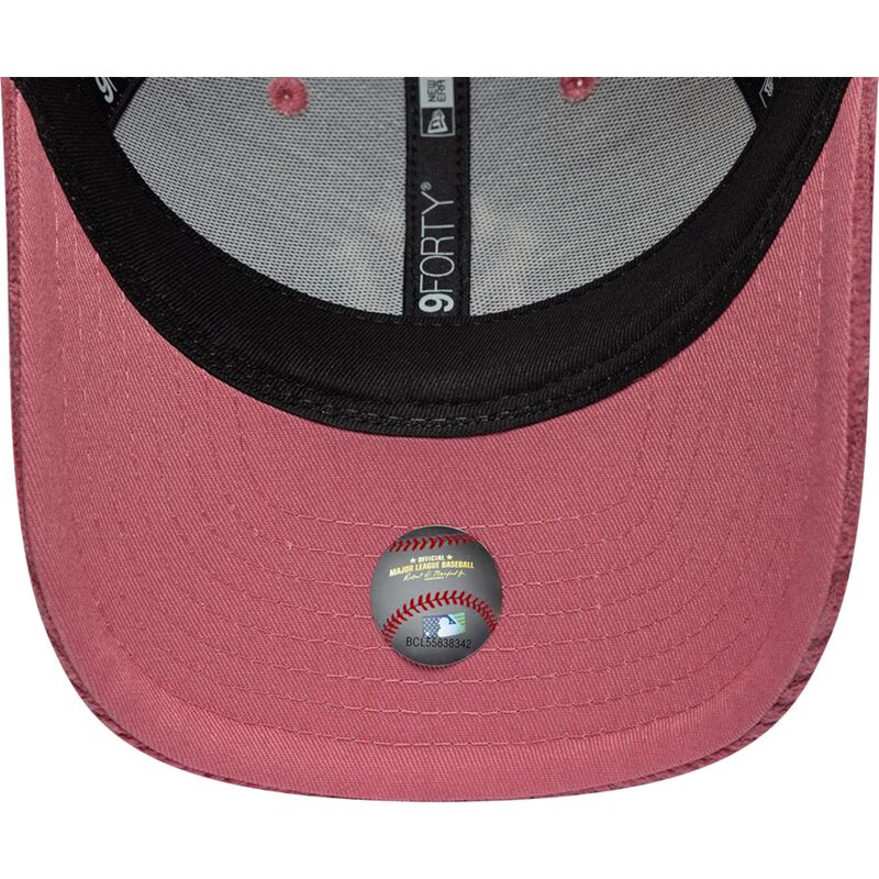 new-era-curved-brim-women-9forty-m-crown-chunky-cord-new-york-yankees-mlb-pink-adjustable-cap new-era-curved-brim-women-9forty-m-crown-chunky-cord-new-york-yankees-mlb-pink-adjustable-cap