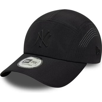 New Era Black Logo Runner Tech Midi New York Yankees MLB Black Trucker Hat