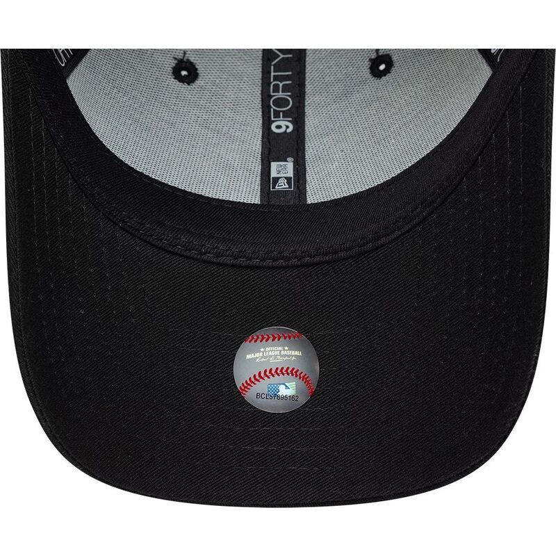 new-era-curved-brim-dark-green-logo-9forty-league-essential-new-york-yankees-mlb-black-adjustable-cap